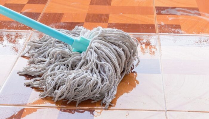 Lavare pavimento