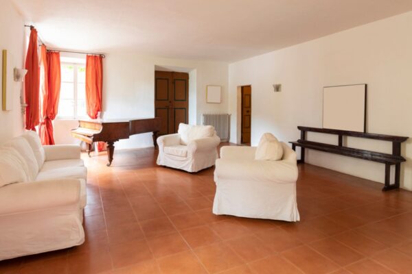 sgrassare il pavimento in cotto