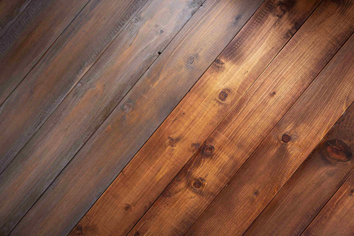 Manutenzione del parquet oliato e verniciato