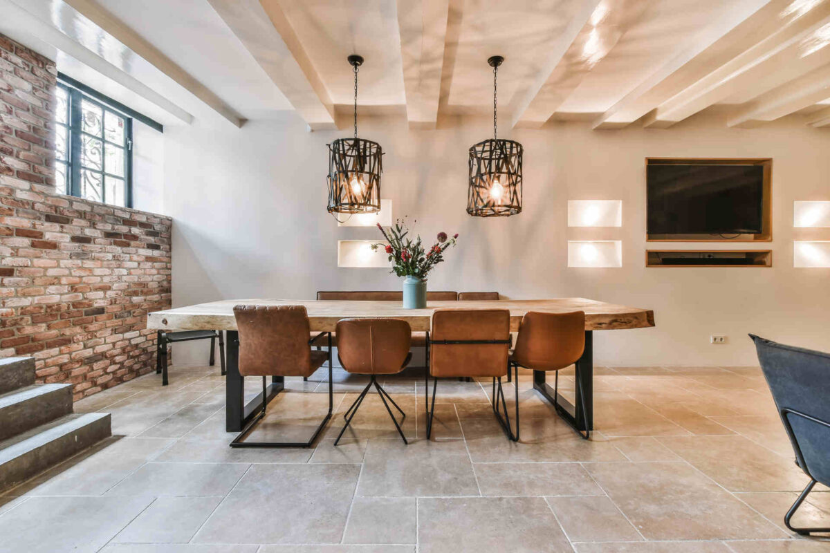 Pulizia profonda: quando usare decerante e disincrostante