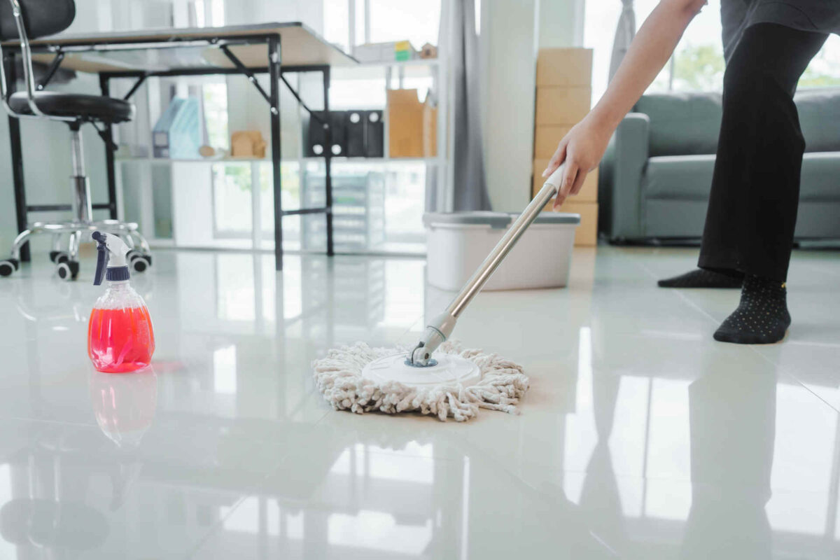 Detergenti multi-uso e concentrati per i pavimenti delicati