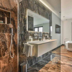 Mantenere brillanti marmo lucido e pietre naturali senza levigatrice