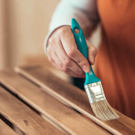 Prodotti naturali per il legno: la manutenzione